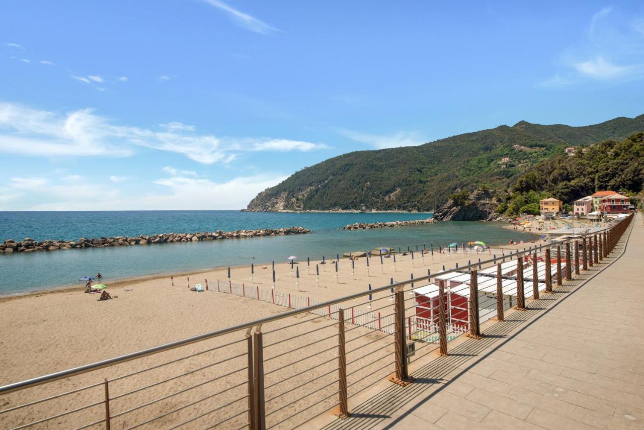 Un'Oasi Al Mare Lägenhet Moneglia Exteriör bild